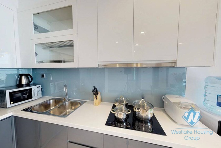 Nice and luxury one bedroom apartment for rent in Vinhome Metropolis, Ha Noi